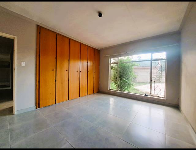 3 BEDROOM HOUSE FOR SALE IN SONLAND PARK